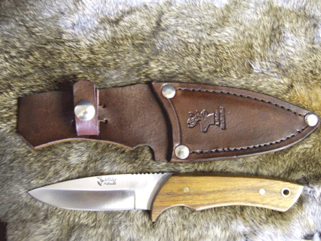 bushcraft modern knife